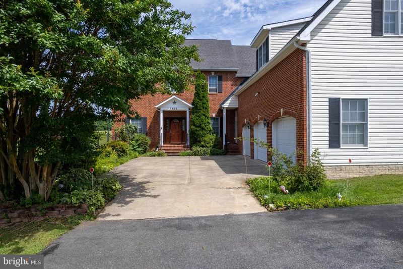 3356 Park Mills Rd, Adamstown, MD 21710