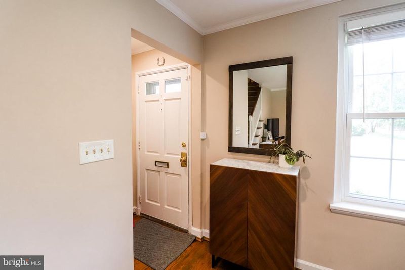 3620 S Taylor St, Arlington, VA 22206