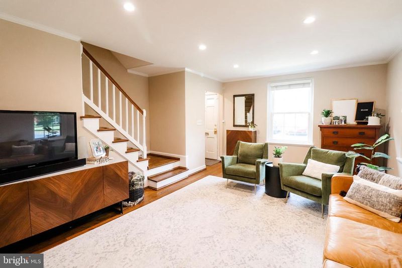 3620 S Taylor St, Arlington, VA 22206