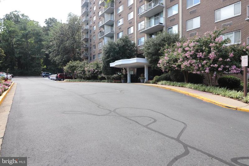 2059 Huntington Ave #1204, Alexandria, VA 22303