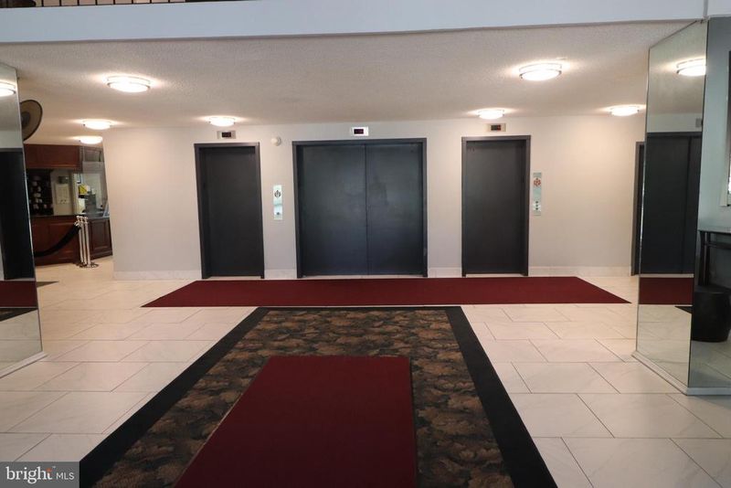 2059 Huntington Ave #1204, Alexandria, VA 22303