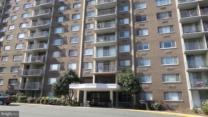 2059 Huntington Ave #1100, Alexandria, VA 22303