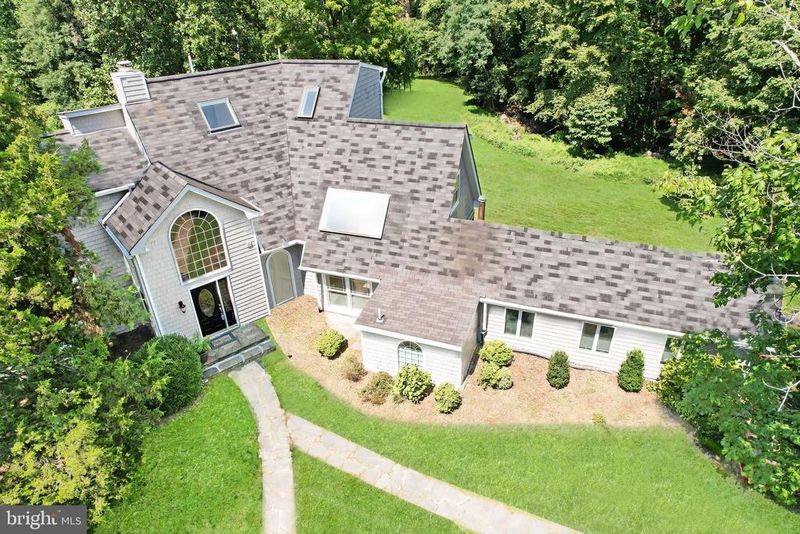 772 Eastern Point Rd, Annapolis, MD 21401
