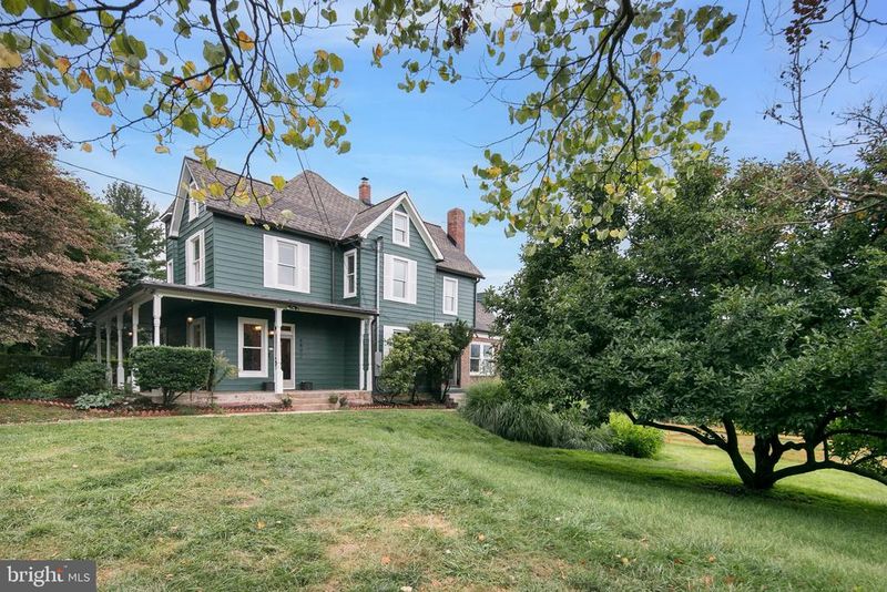 6802 Maryland Ave, Braddock Heights, MD 21714