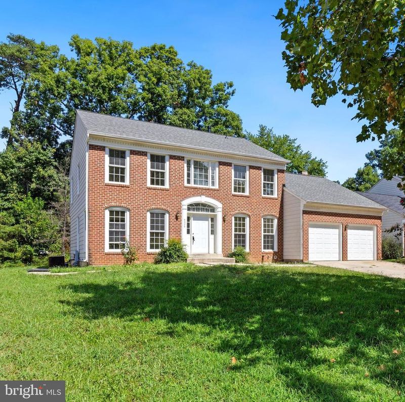 9324 Copernicus Dr, Lanham, MD 20706