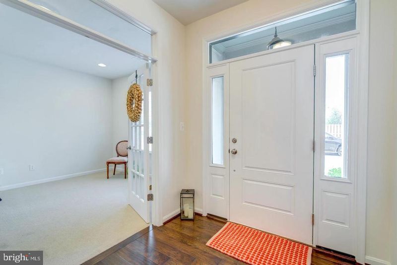 42261 Riggins Ridge Ter, Brambleton, VA 20148