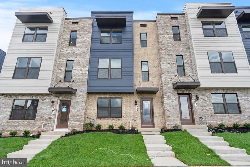 560 Union St, Frederick, MD 21701