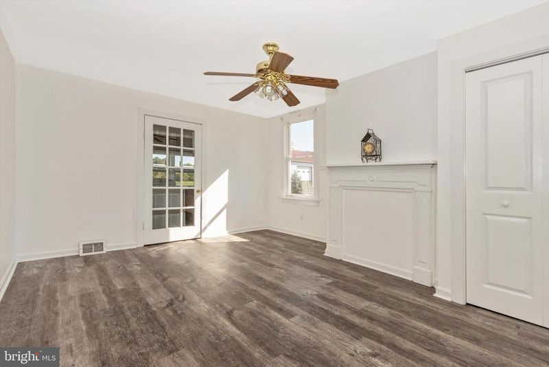 13634 Glissans Mill Rd, Mount Airy, MD 21771