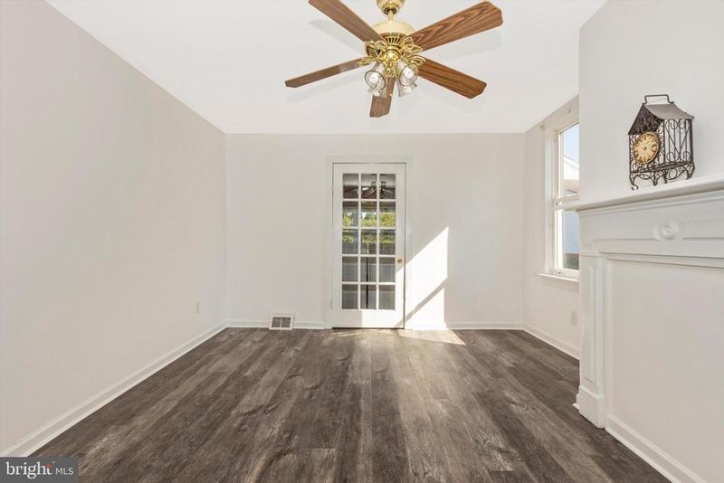 13634 Glissans Mill Rd, Mount Airy, MD 21771