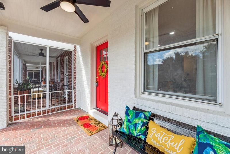 1768 E St NE, Washington, DC 20002