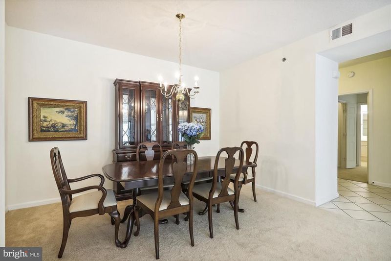 2901 S Leisure World Blvd #239, Silver Spring, MD 20906