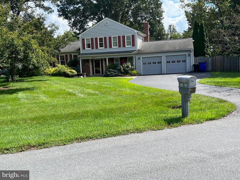 17017 Hoskinson Rd, Poolesville, MD 20837