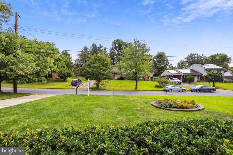 12424 La Plata St, Silver Spring, MD 20904