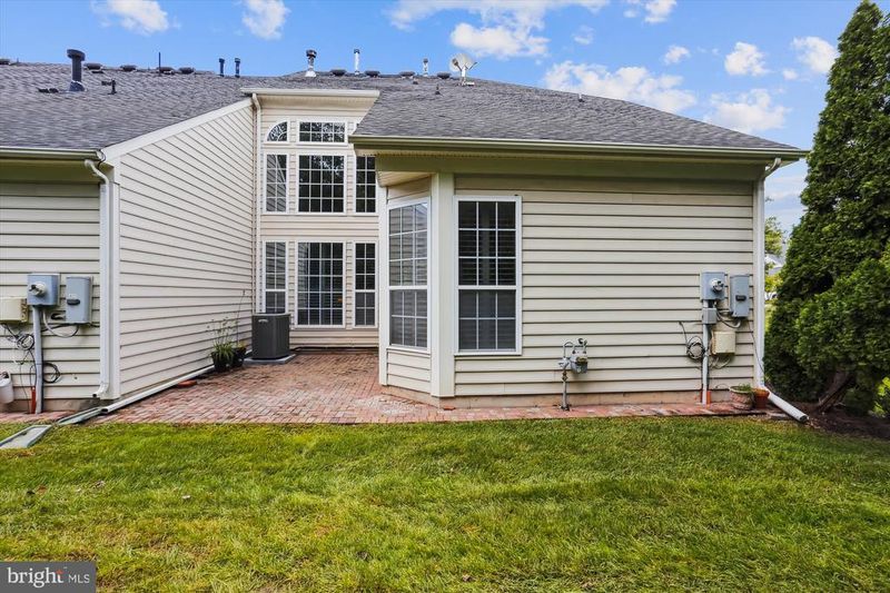 20899 Royal Villa Ter, Potomac Falls, VA 20165