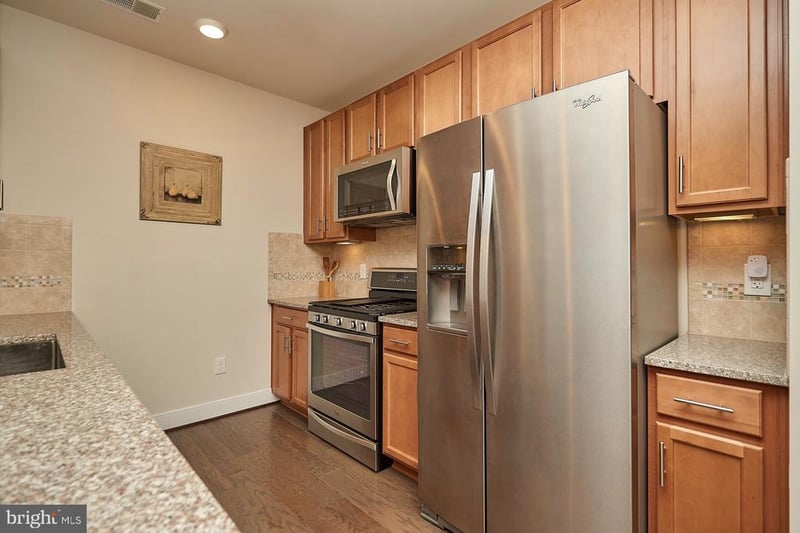 2905 Bleeker St #4-406, Fairfax, VA 22031