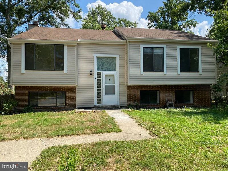 4 Renmark Ct, Gaithersburg, MD 20878