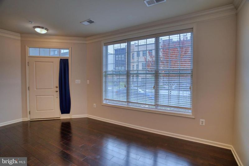 23542 Buckland Farm Ter, Ashburn, VA 20148