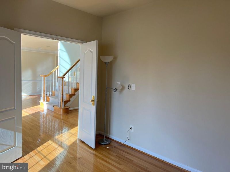 43554 Freeport Pl, Dulles, VA 20166