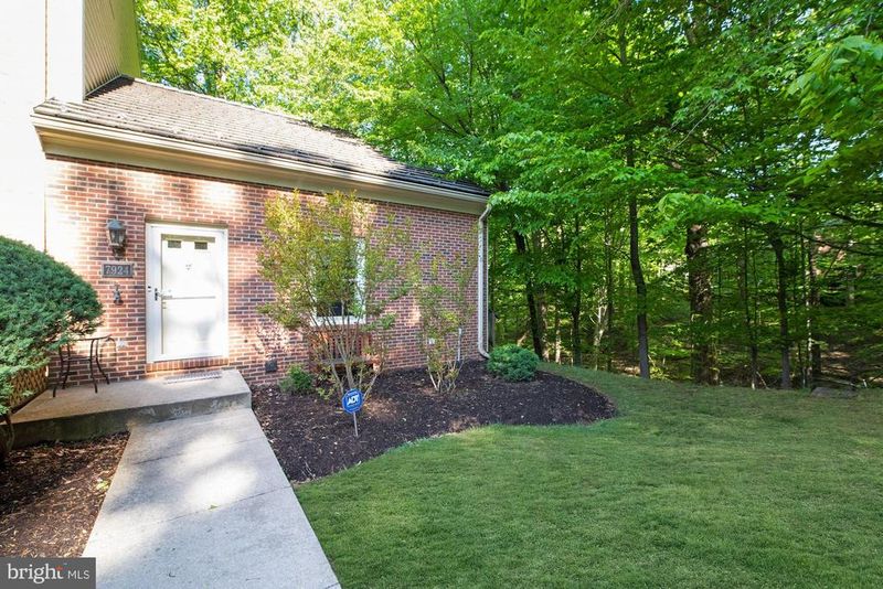7924 Stable Way #7924, Potomac, MD 20854
