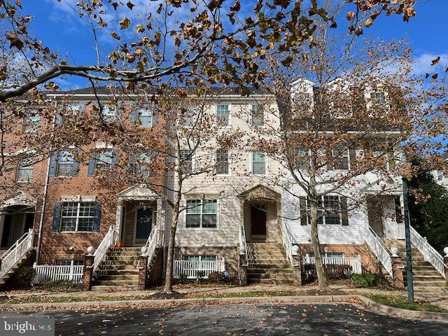 11364 King George Dr #15, Silver Spring, MD 20902