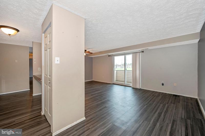 999 Heather Ridge Dr #2H, Frederick, MD 21702