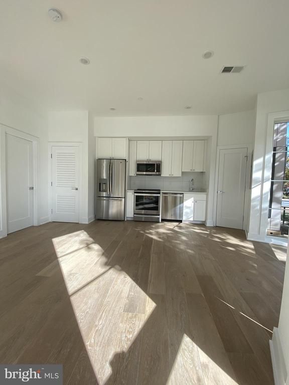 5301 Connecticut Ave NW #202, Washington, DC 20015
