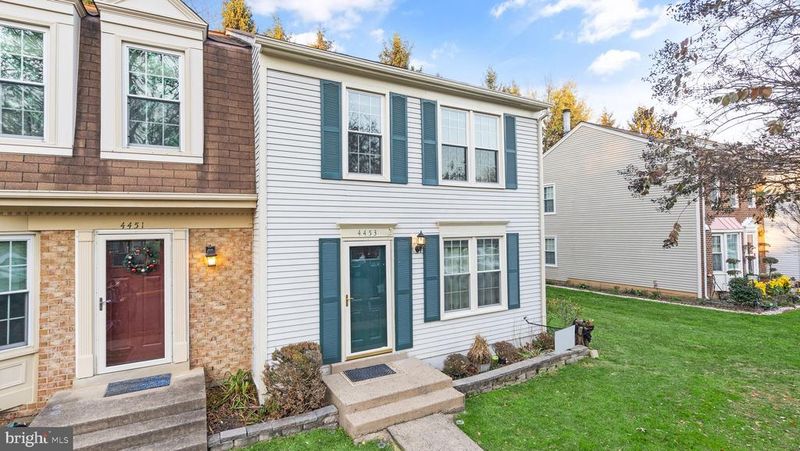 4453 Holly Ave, Fairfax, VA 22030