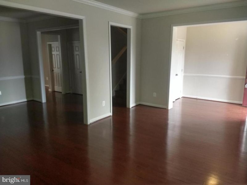 21129 Ashburn Heights Dr, Ashburn, VA 20148