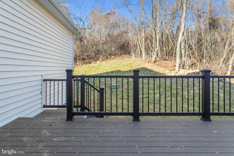 8716 Hampton Valley Rd, Emmitsburg, MD 21727