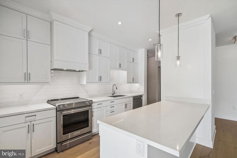 106 Annapolis St #204, Annapolis, MD 21401