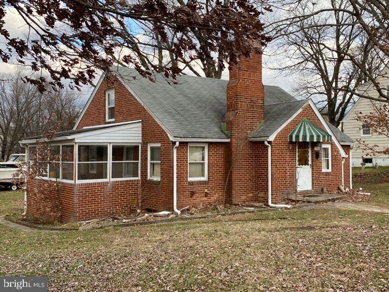 108 15th Ave, Brooklyn Park, MD 21225