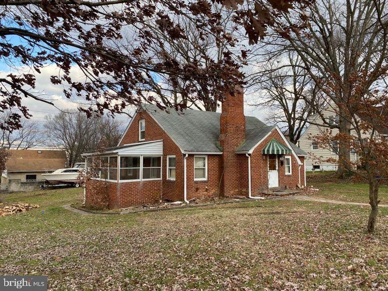 108 15th Ave, Brooklyn Park, MD 21225