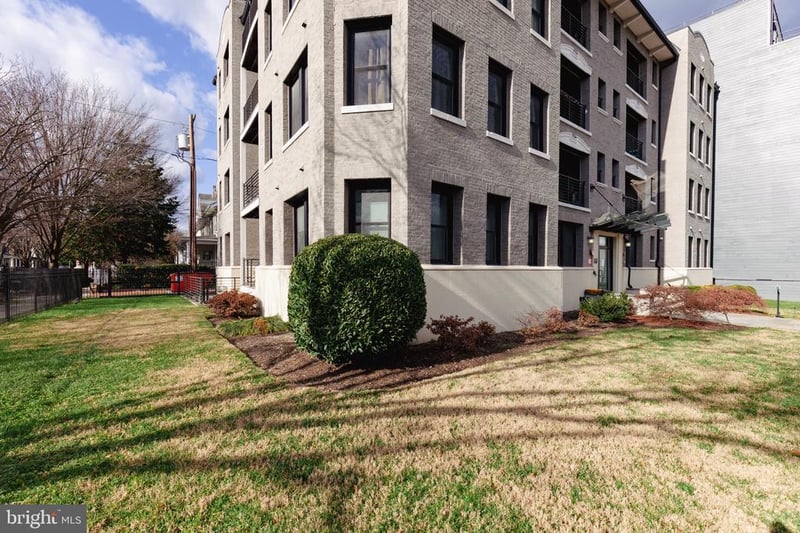 4800 Georgia Ave NW #104, Washington, DC 20011