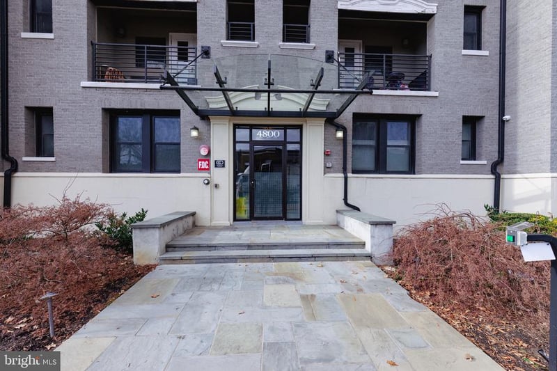 4800 Georgia Ave NW #104, Washington, DC 20011