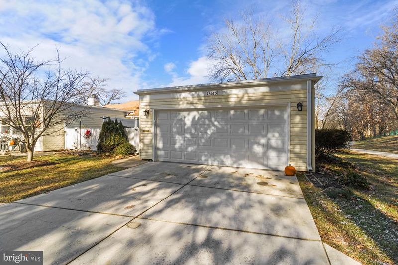 14675 Kelmscot Dr #233-B, Silver Spring, MD 20906