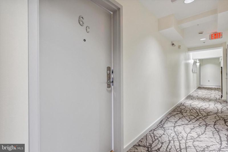 815 King St #6C, Alexandria, VA 22314