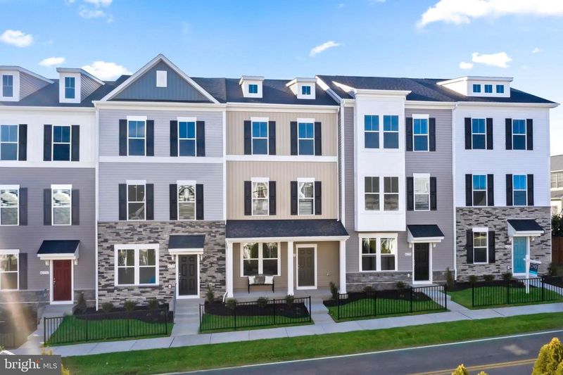 43729 Hay Rd, Ashburn, VA 20147