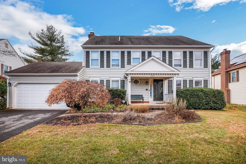 1006 Willowleaf Way, Potomac, MD 20854