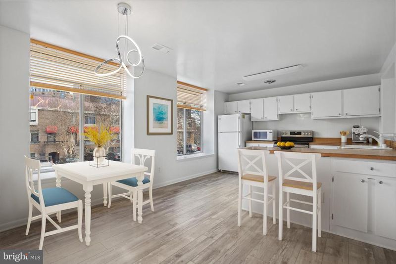 642 15th St S #2, Arlington, VA 22202
