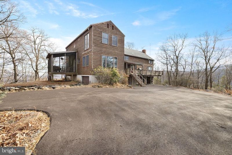15110 Sabillasville Rd, Thurmont, MD 21788