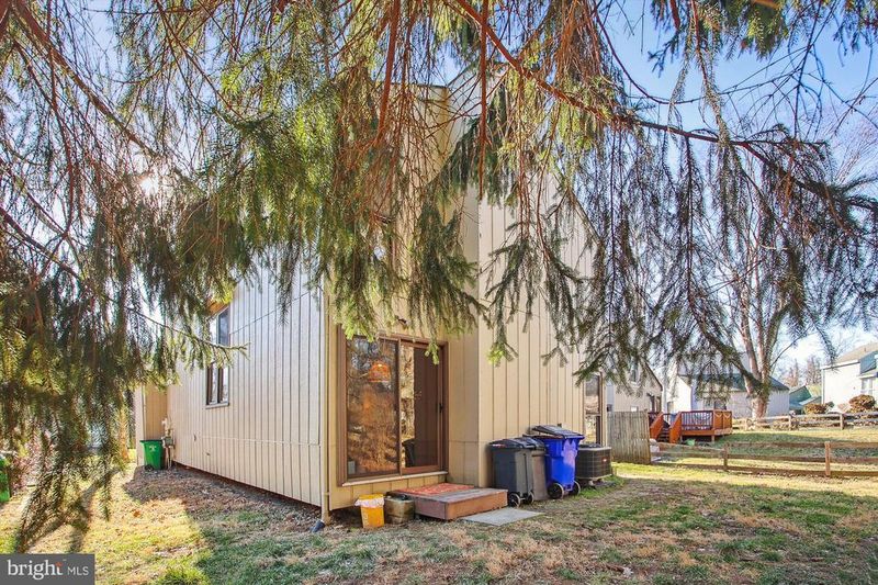 8982 Blue Pool, Columbia, MD 21045
