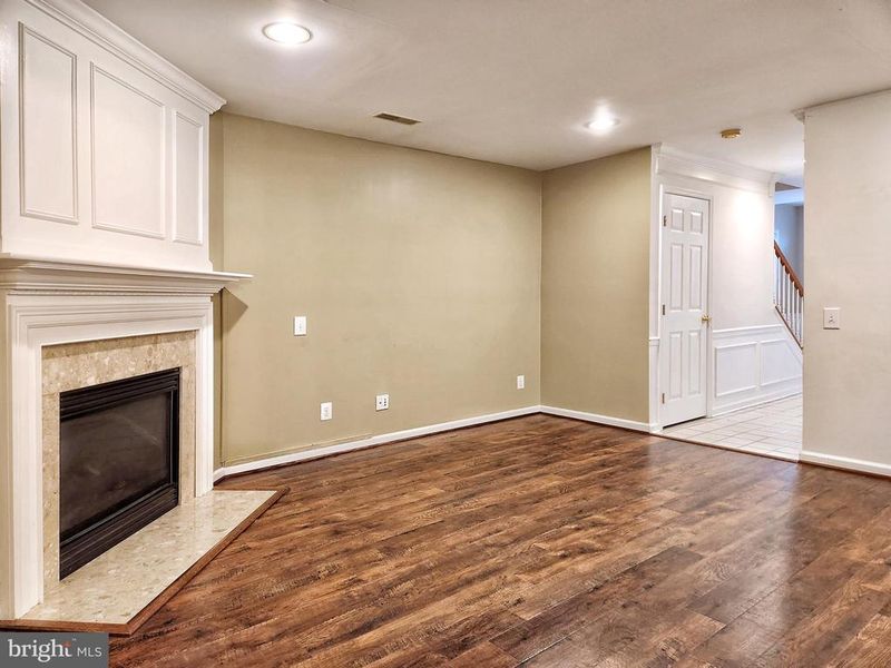 5269 Broadwing Pl, Alexandria, VA 22312