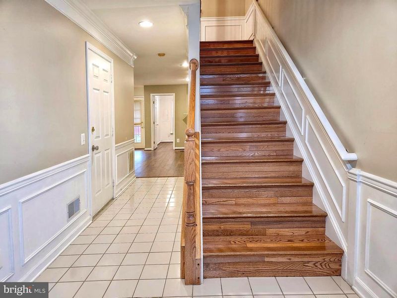 5269 Broadwing Pl, Alexandria, VA 22312