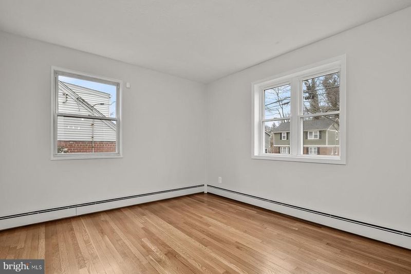 11602 Mapleview Dr, Silver Spring, MD 20902