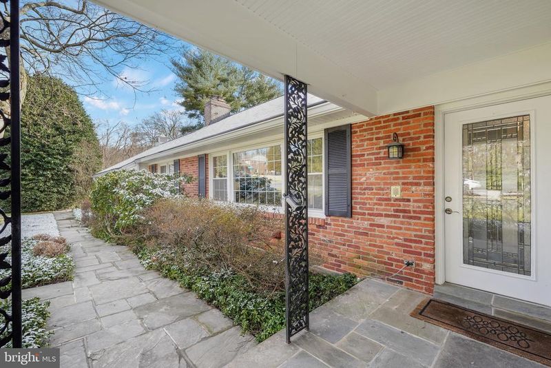 14400 Sandy Ridge Rd, Silver Spring, MD 20904