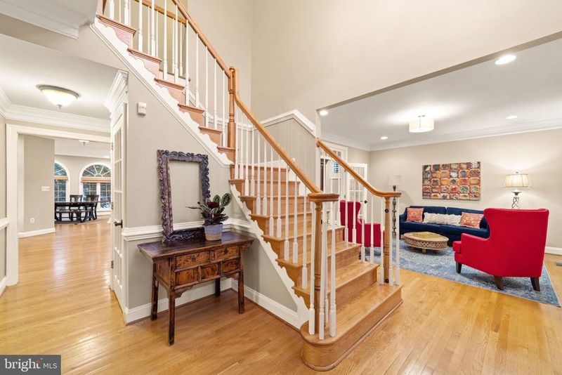 47794 Tupelo Ct, Sterling, VA 20165