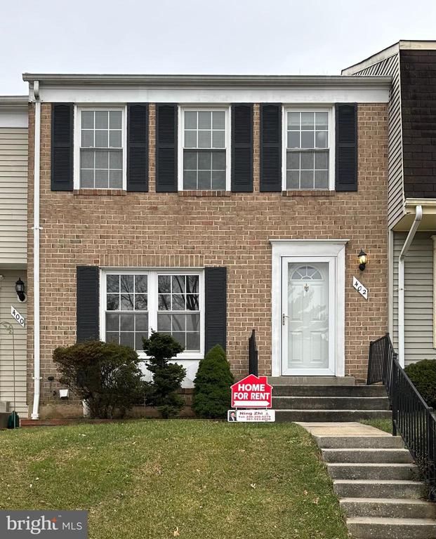 402 Carousel Ct, Gaithersburg, MD 20877