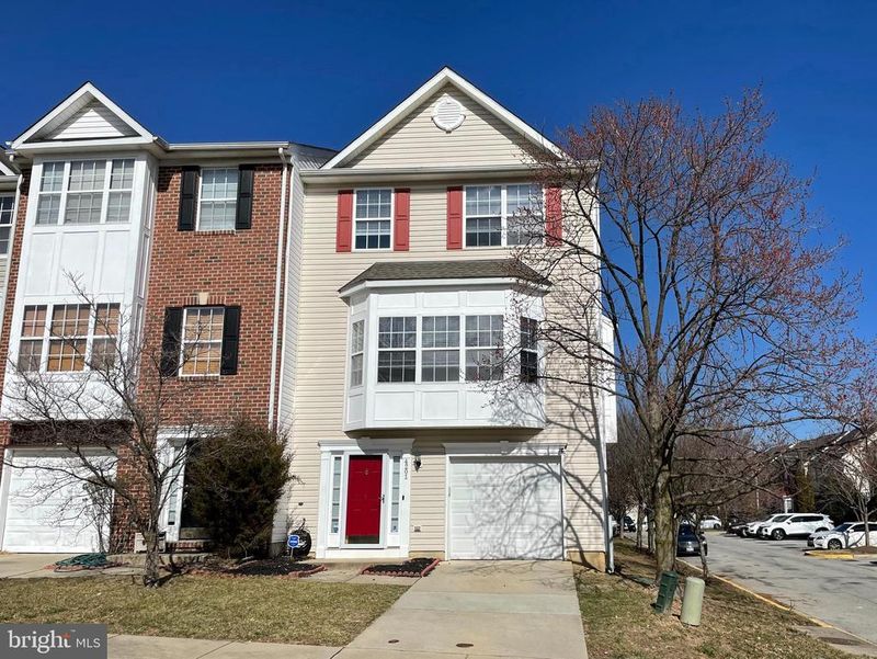 4201 Lavender Ln, Bowie, MD 20720