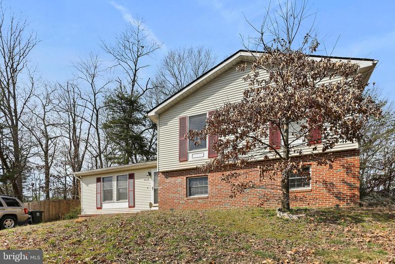8108 Thornfield Ter, District Heights, MD 20747