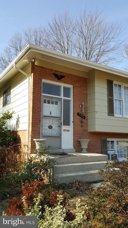 2103 Wintergreen Ave, District Heights, MD 20747